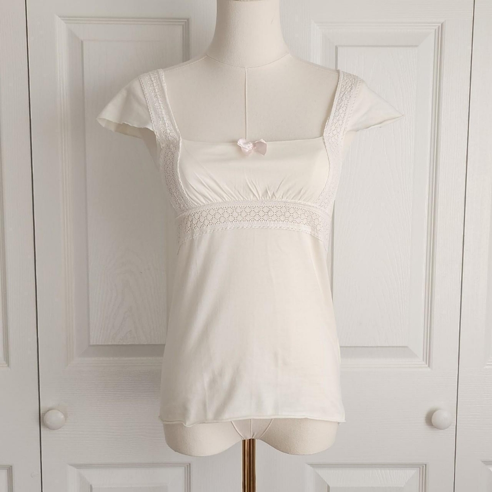 ♡ Lace Trim Blouse ♡